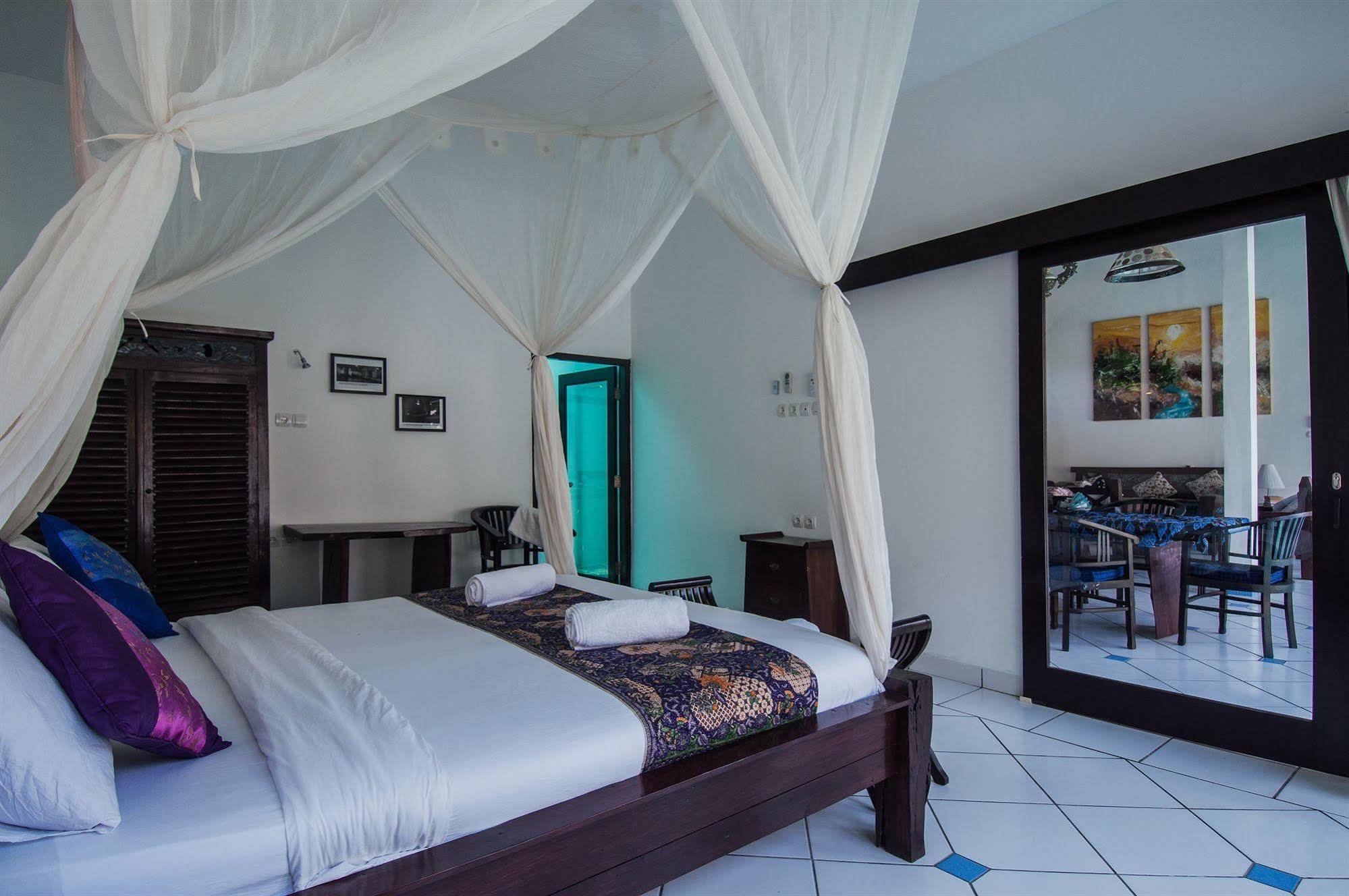 Ambary House Gili Trawangan- 2 Bedroom Private Villa, Pool Экстерьер фото
