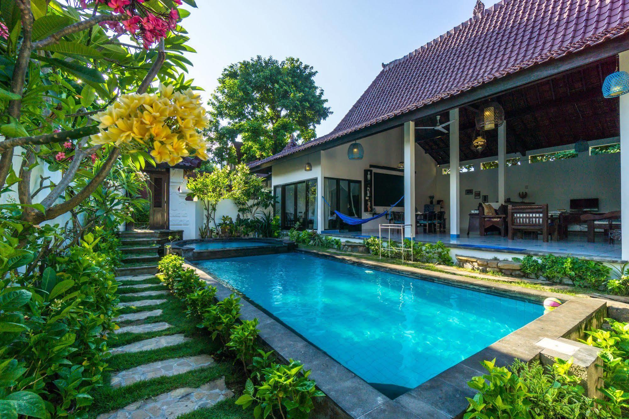 Ambary House Gili Trawangan- 2 Bedroom Private Villa, Pool Экстерьер фото
